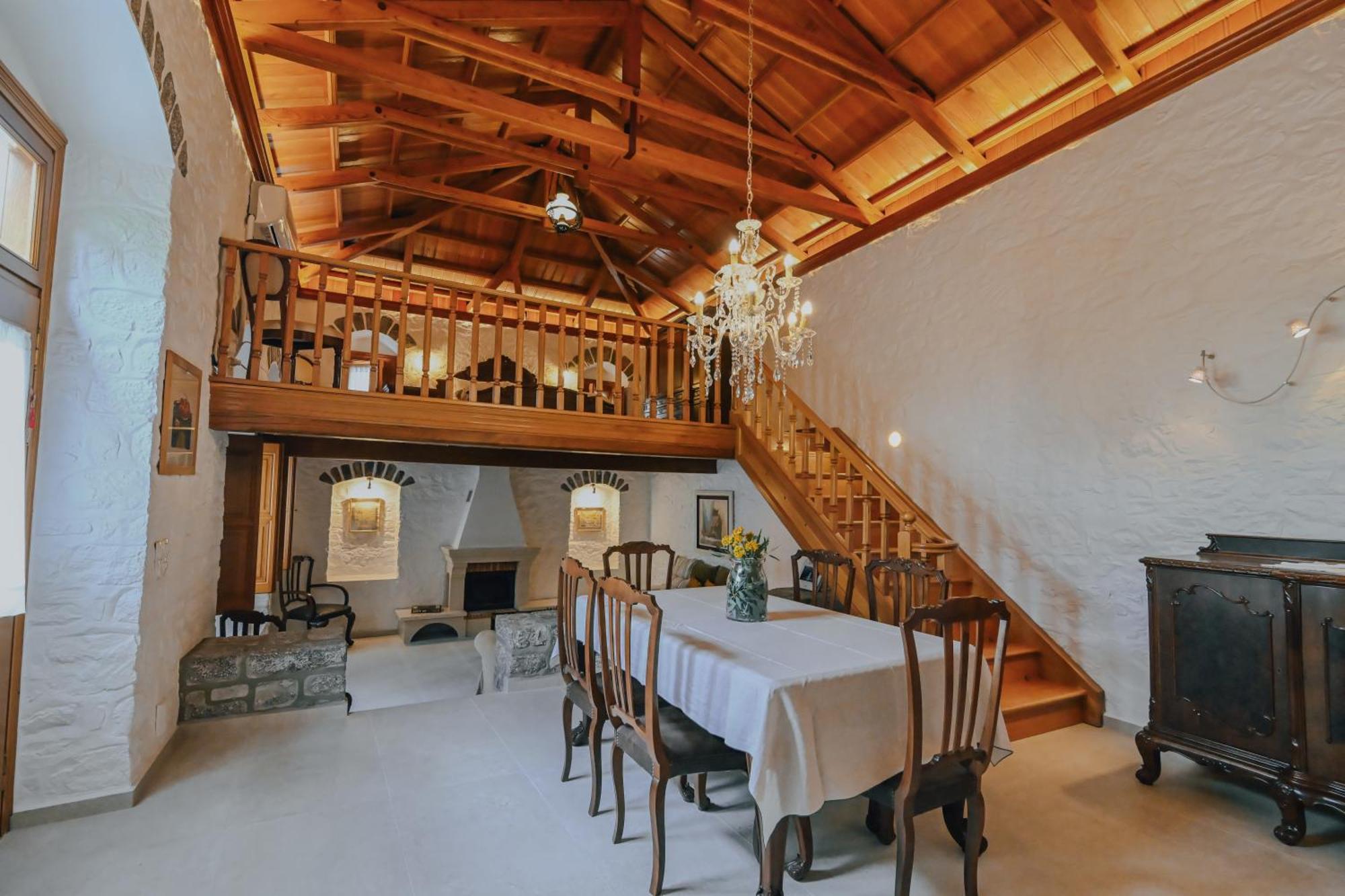 Villa Mansion Eugenie à Hydra  Extérieur photo