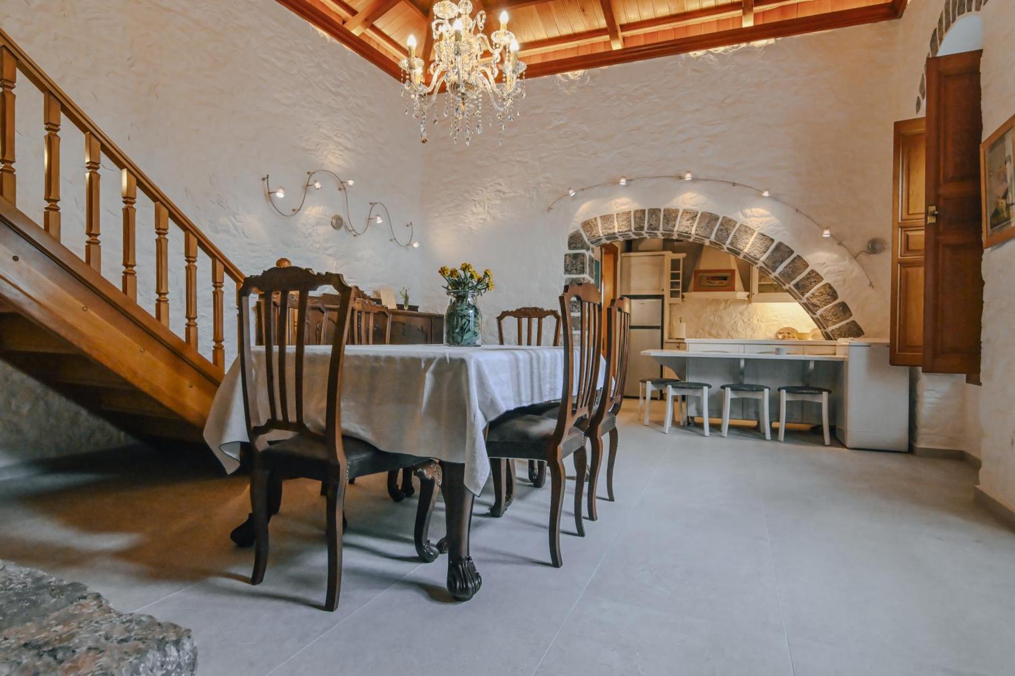 Villa Mansion Eugenie à Hydra  Extérieur photo